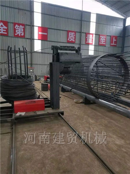通化數控鋼筋籠滾焊機滾筒壁厚 加厚 河南建貿